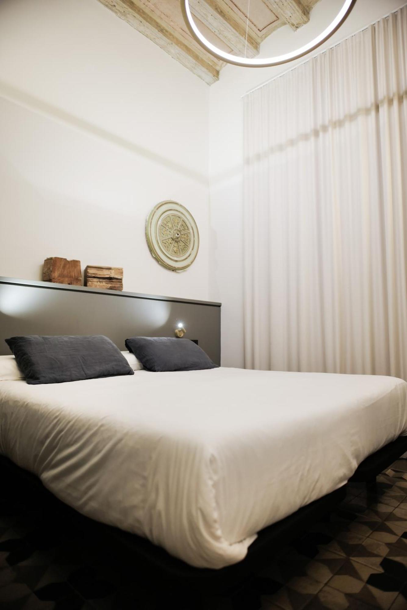Hostal Porxos Garden 巴塞罗那 外观 照片